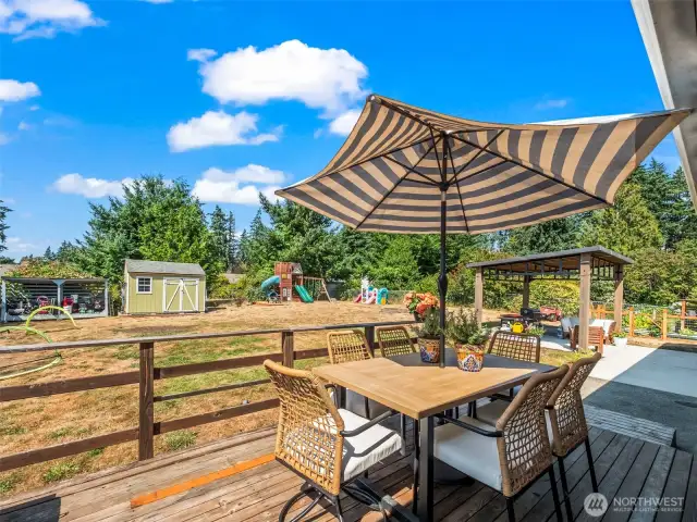 Back deck for entertaining