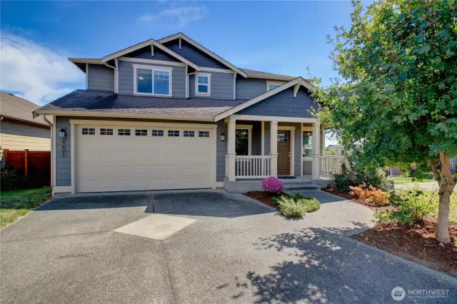 Jasper Junction 3 bed 2.5 home plus office/play area