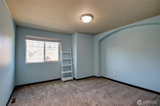 Upstairs 2nd bedroom