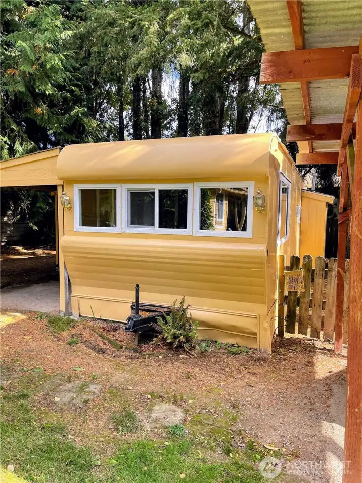 Unit 8 - Exterior