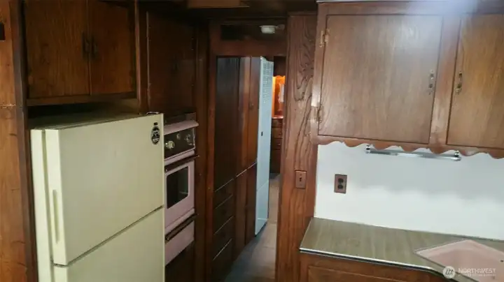 Unit 8 - Kitchen