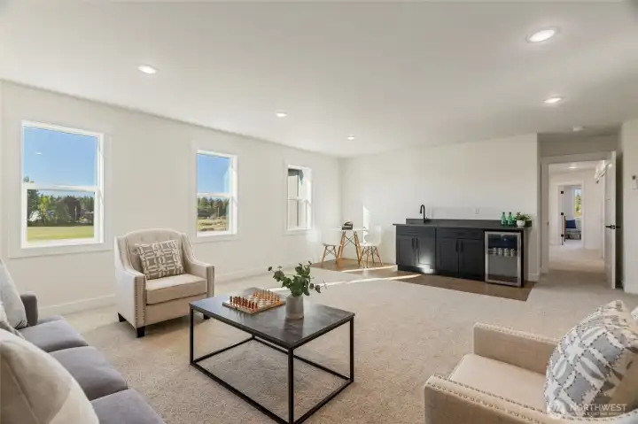 Wet Bar & Tons of Natural Light in this Media/Bonus/Rec Room ...