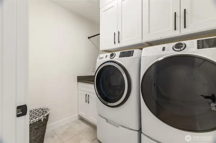 Laundry Room with Tons of Storage & a Sink too ...