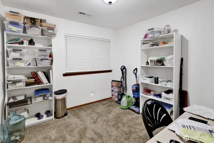 Office/3rd bedroom