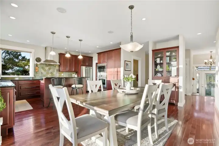 Open Dining Rm & Kitchen