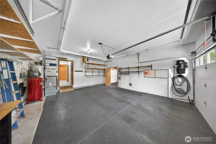 3-Car Garage