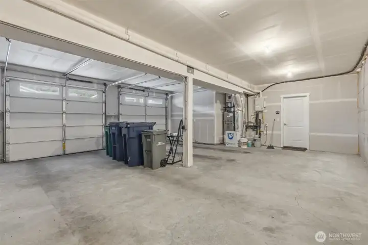 2 Car Garage 2 Car Garage
