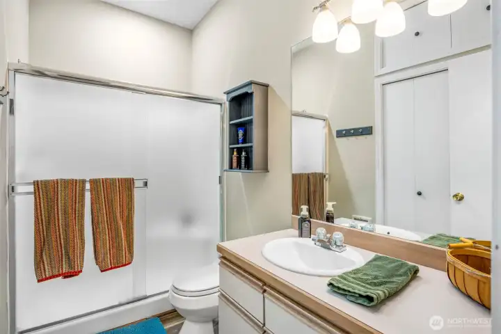 Bathroom guest studio Bathroom guest studio