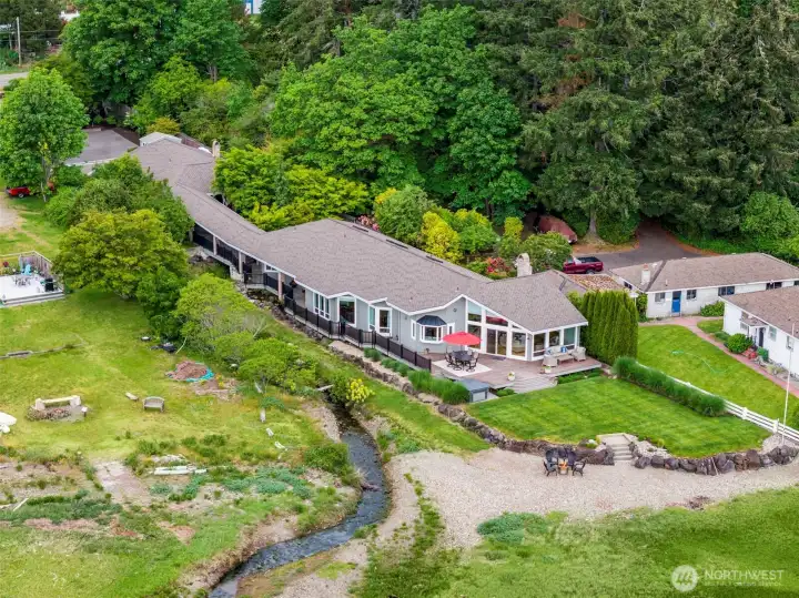 Come tour this home. Come tour this home.