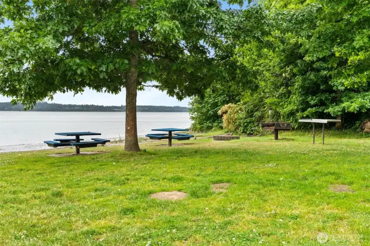 Private community park