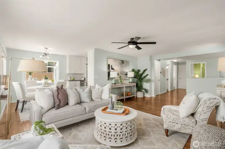 Natural Light Flows Effortlessly Throughout the Home Natural Light Flows Effortlessly Throughout the Home