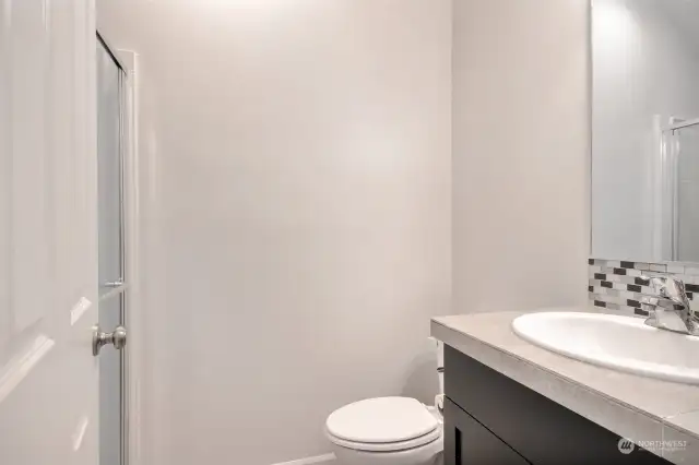 Main Level 3/4 bathroom