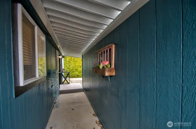 Covered breezeway