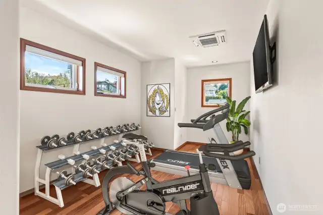 Guest bedroom or exercise room? - Virtually staged