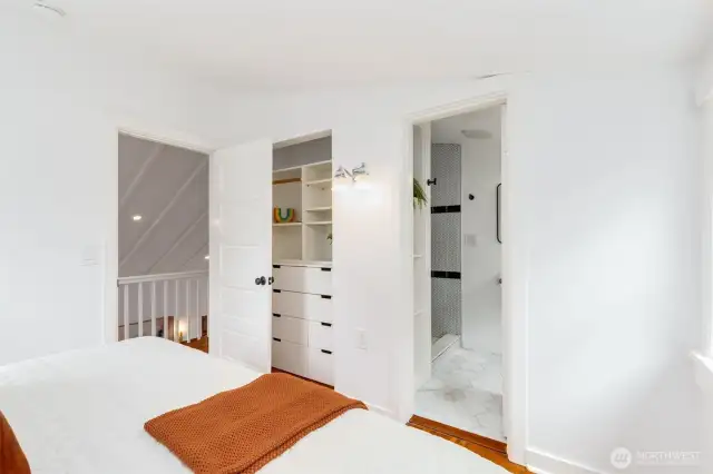 Second upstairs bedroom suite