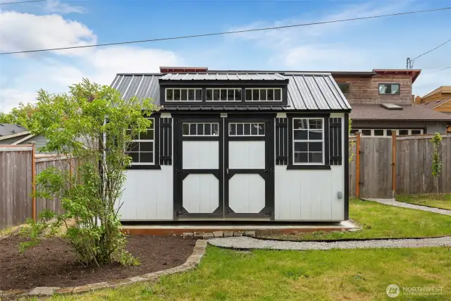 Studio in the backyard