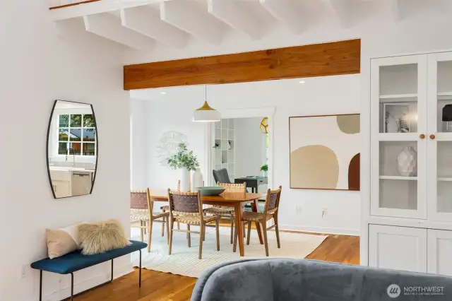Living to dining to kitchen/office flow