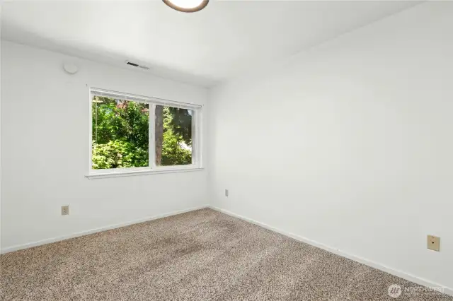 Large third bedroom