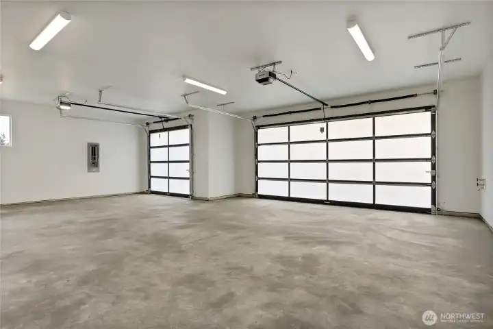 Large 3 Car Garage w/Garage Door Openers • Hot & Cold Water Spigot / Faucet