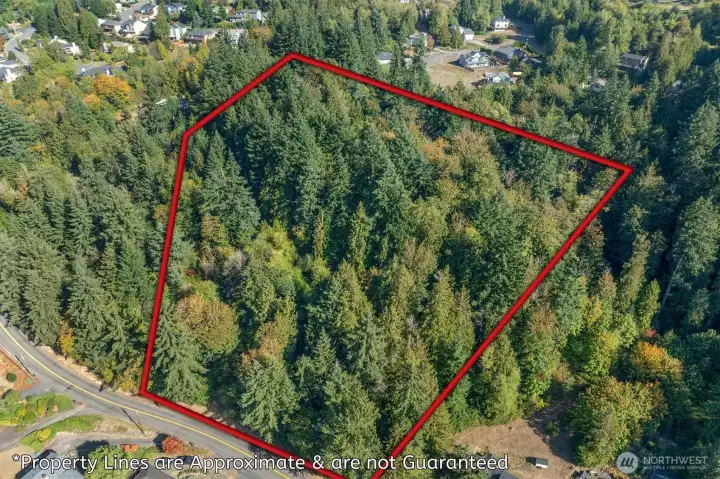 Lot Lines Show are an Estimate Only. Buyer to Verify.