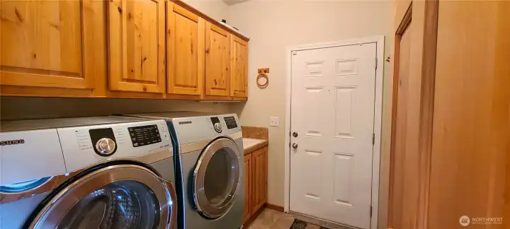 Laundry/Mud Room