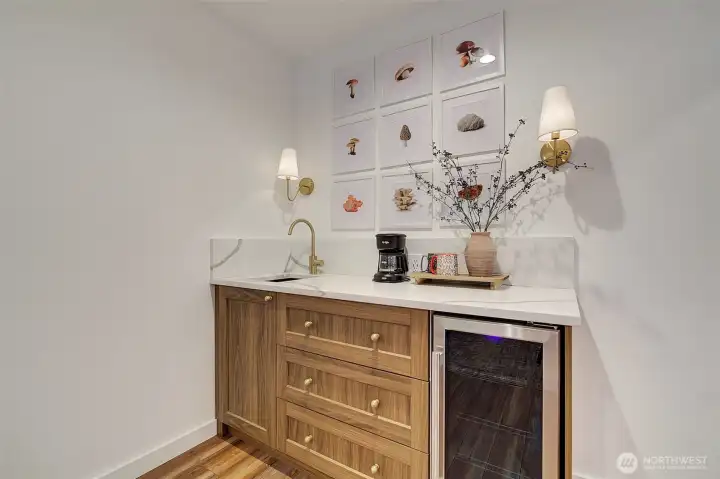 Kitchenette in guest suite