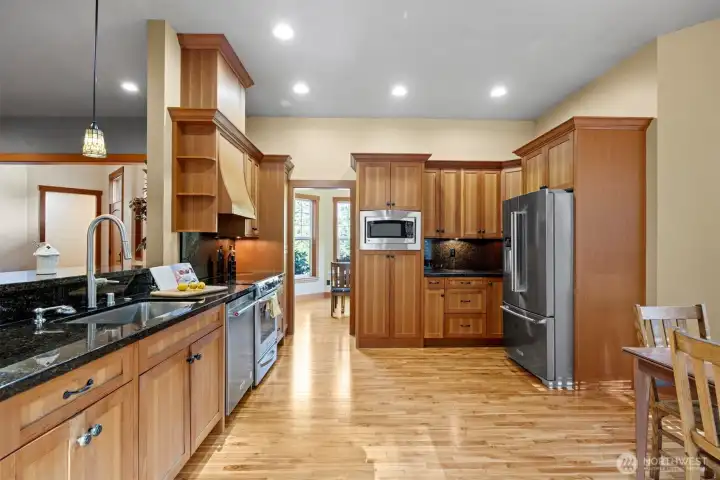 Kitchen with eating area