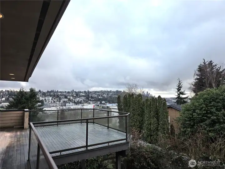 Deck with glass railing