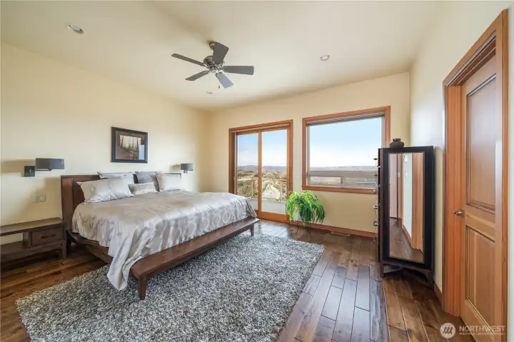 Main floor primary bedroom