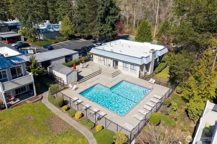 Don't miss the pool, hot tub, and clubhouse!