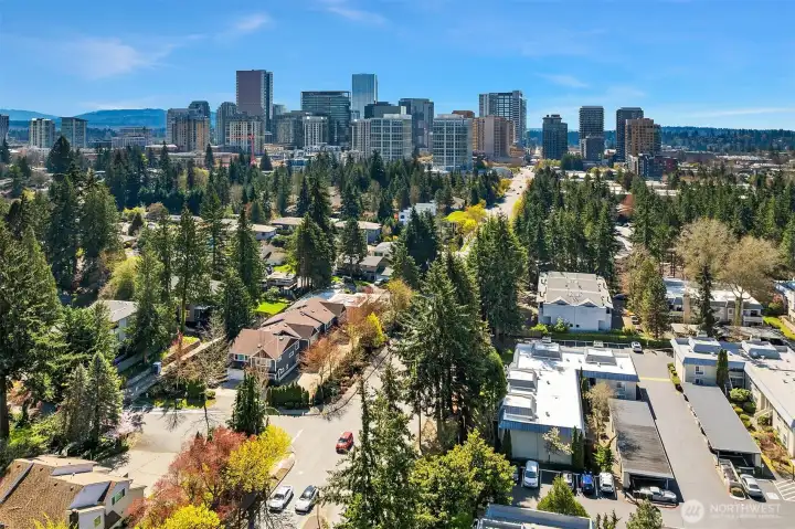 Mins to everything downtown has to offer!