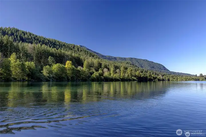 Nearby Rattlesnake Lake
