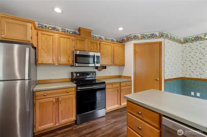 Room for all the cooks!