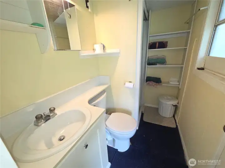 Cabin Bathroom Cabin Bathroom