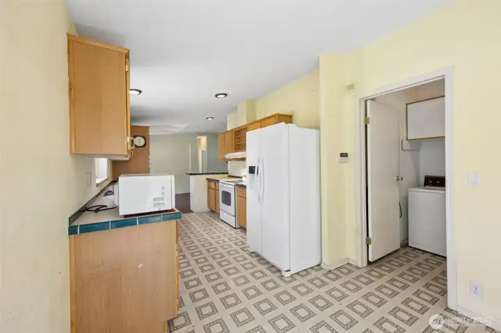 laundry room  and pantry area off the kitchen.