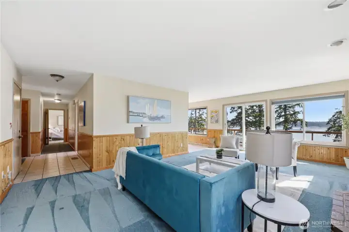 Main House: Living Room