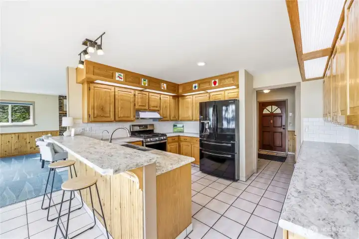 Main House: Kitchen