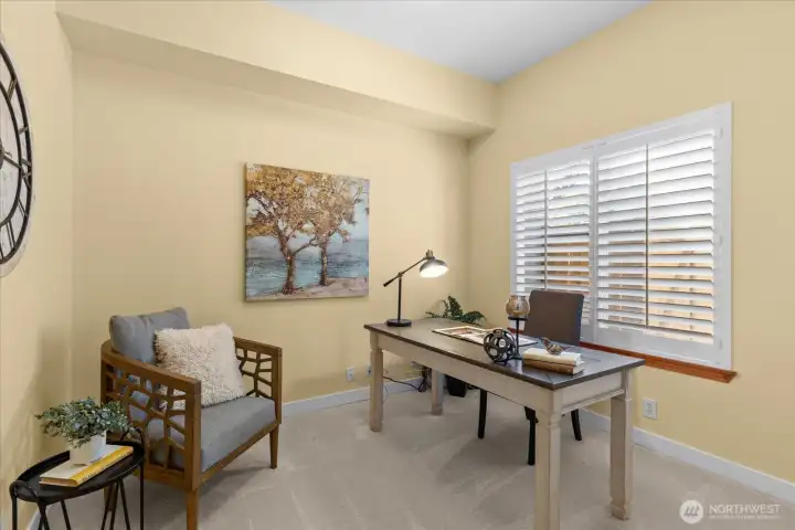 Bedroom 2 or office