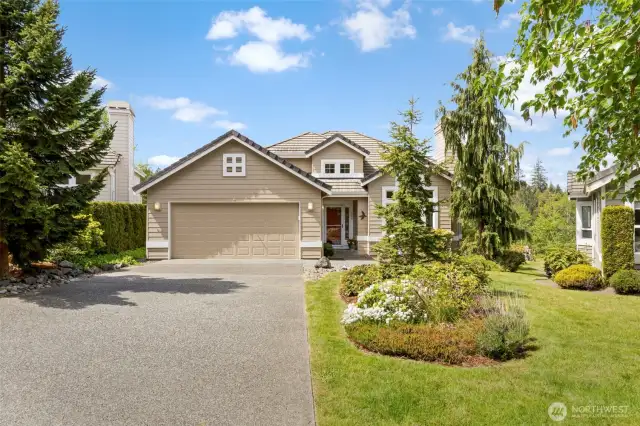 This is a gem! Beautiful one-level home on a quiet dead-end street and minutes to all Port Ludlow amenities.
