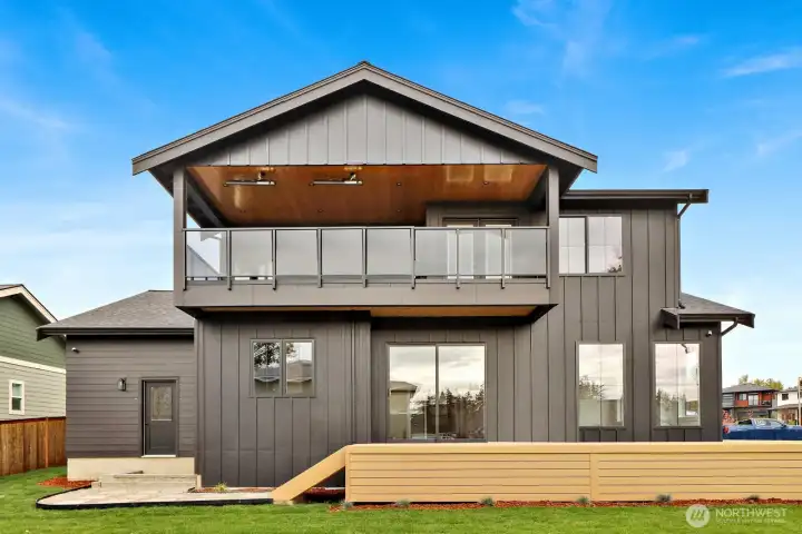 upper private main suite deck