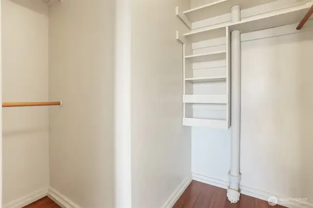 Large walk-in closet in the primary suite!