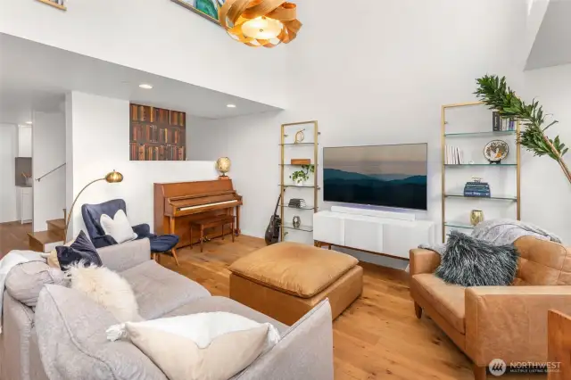 Living room with 17' ceiling