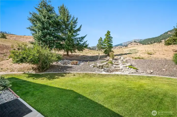 Back yard with peaceful fountain