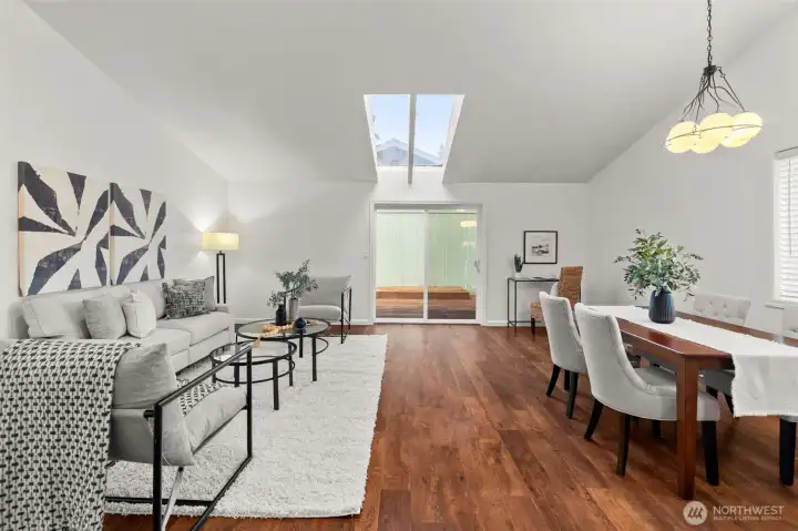 Welcome to 549 Malibu! A single family home in The Park community.
