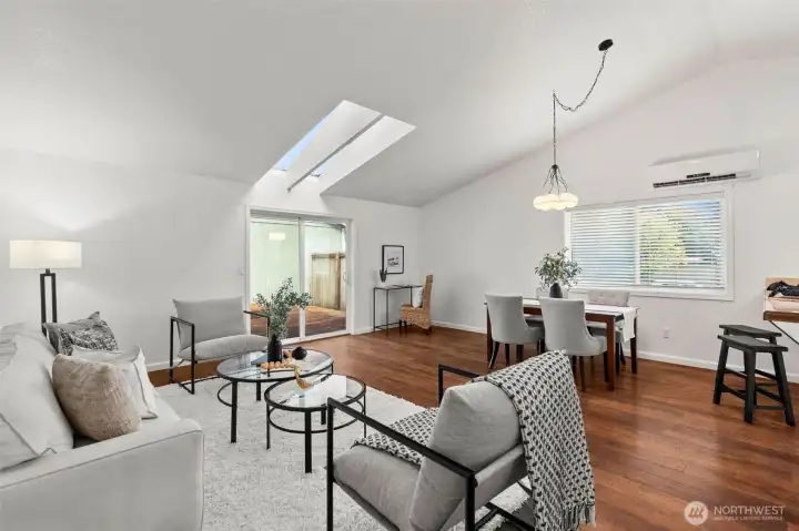 Great living/family room open to dining, kitchen adn STILL has room for an office space?