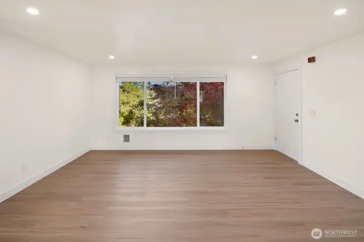 UNIT C - primary bedroom