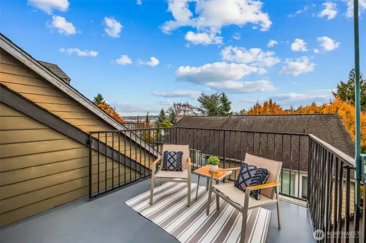 Private rooftop sundeck for morning coffee or sunset evenings.