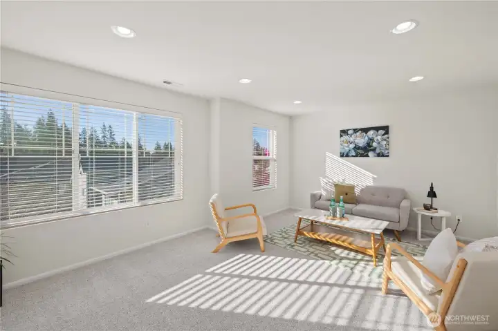 Flexible use for Guests or Office