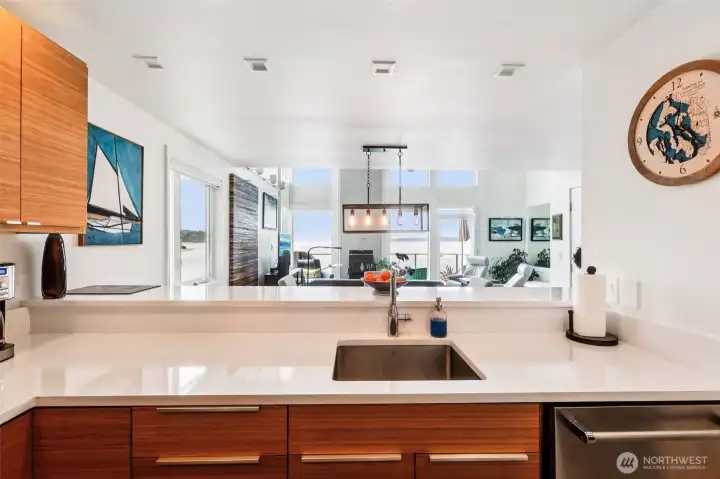 Kitchen and dining area.