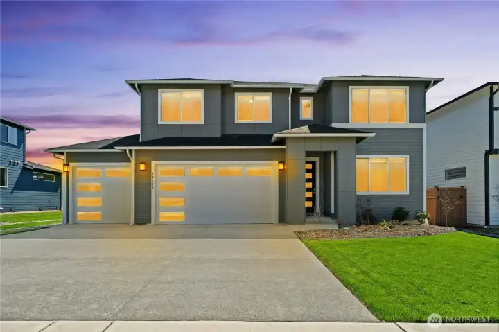 This is a general representation of floor plan and may vary from actual home constructed. Features in photos, upgrades, elevation, materials, dimensions and layout all subject to change without notice. This is a general representation of floor plan and may vary from actual home constructed. Features in photos, upgrades, elevation, materials, dimensions and layout all subject to change without notice.